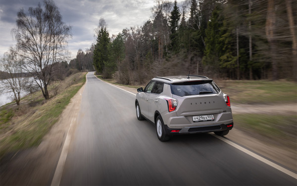 
            Старые песни. Мы поездили на корейском кроссовере KGM Tivoli
        