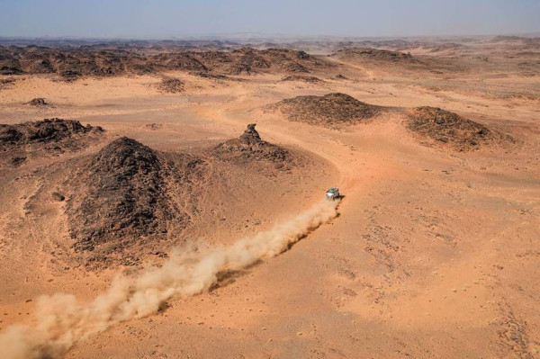 Четвёртый этап ралли Дакар 2026: Латеган вышел в лидеры, Аль-Раджи сошёл, Мацик впереди ван ден Бринка