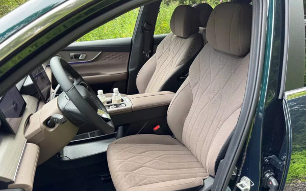 
            15 любопытных новинок на российском рынке в 2025 году. Не только из Китая
        