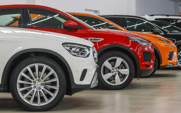 В продаже появились дешевые иномарки из Европы. Вот в чем подвох
В продаже появились дешевые иномарки из Европы. Вот в чем подвох