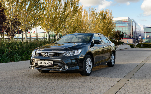 
            Топ-10 лучших бюджетных автомобилей с пробегом. Рейтинг Саши Goodprice
        