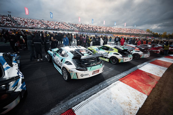 Интервью с Аркадием Цареградцевым о Гонке чемпионов, аварии на ней, межсезонье в RDS GP, поездке в Японию Интервью с Аркадием Цареградцевым о Гонке чемпионов, аварии на ней, межсезонье в RDS GP, поездке в Японию