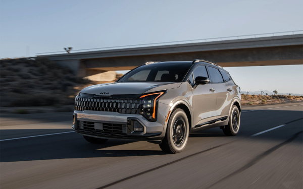 
            С возвращением! Первый тест старой, но новой для России Mazda CX-5
        