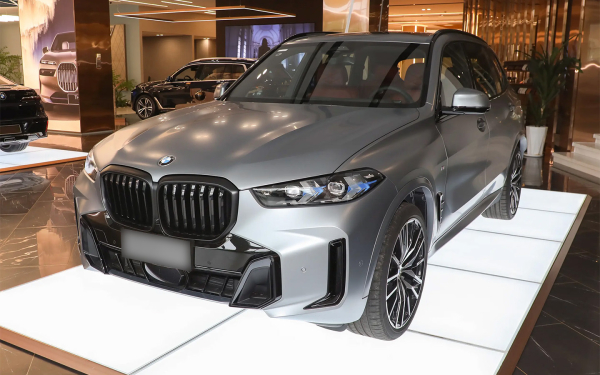 Каскад премьер, экспорт BMW в Россию и клон Toyota RAV4. Итоги недели
Каскад премьер, экспорт BMW в Россию и клон Toyota RAV4. Итоги недели