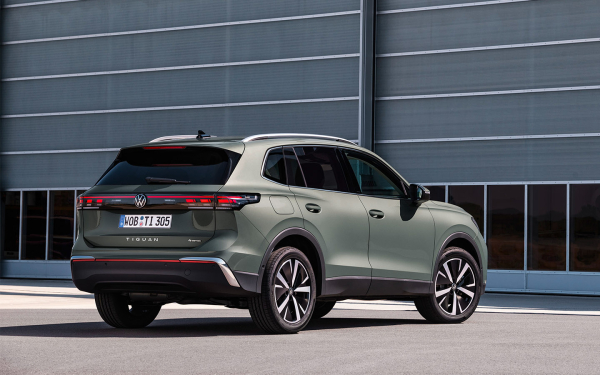 
            С возвращением! Первый тест старой, но новой для России Mazda CX-5
        