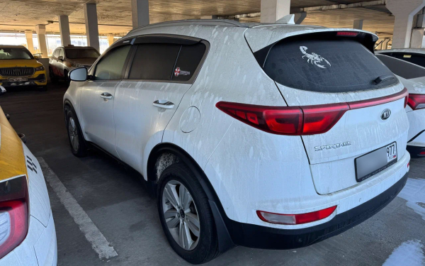 
            Задиры, запреты и кредит. Как мы искали Kia Sportage по низу рынка
        