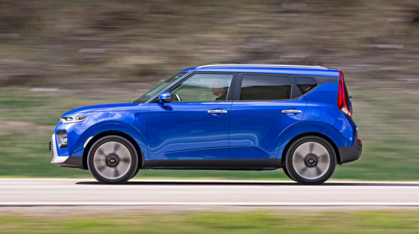 Подмечаем нерешённые проблемы нового кроссовера Kia Soul Подмечаем нерешённые проблемы нового кроссовера Kia Soul