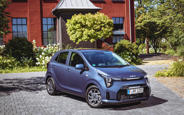 «Лиса рулит» назвала топ-5 автомобилей до 160 л.с. Их выбирают россияне
«Лиса рулит» назвала топ-5 автомобилей до 160 л.с. Их выбирают россияне