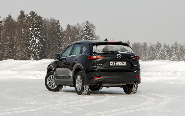 
            С возвращением! Первый тест старой, но новой для России Mazda CX-5
        