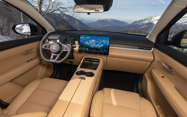 На полную катушку. Первый тест Evolute i-Space со всеми ведущими
На полную катушку. Первый тест Evolute i-Space со всеми ведущими