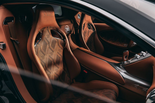 Bugatti F.K.P. Hommage &mdash; автомобиль, посвящённый юбилею выхода Bugatti Veyron: характеристики, фото, история создания