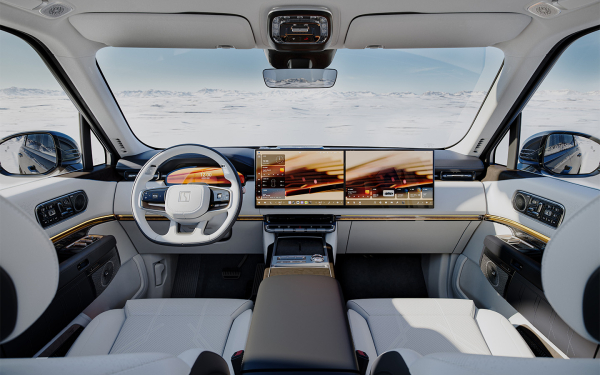 
            Гибридные Zeekr&nbsp;9Х массово ломаются в России. Что случилось
        