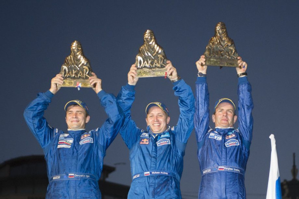 Интервью с гонщиком КАМАЗ-мастер Андреем Каргиновым &mdash; победы на Дакаре, финиш на трёх колёсах, чем сейчас занимается, биография