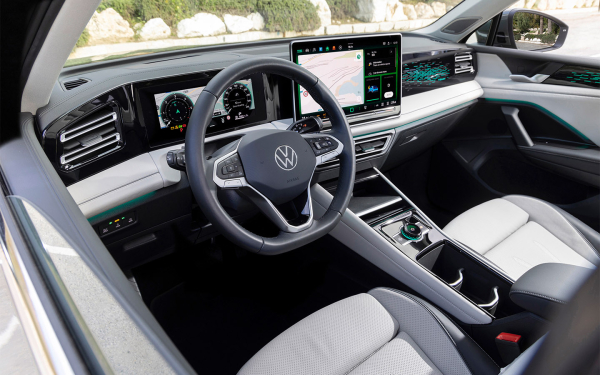 
            С возвращением! Первый тест старой, но новой для России Mazda CX-5
        