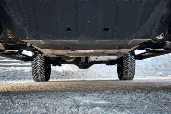 Слишком большой, чтобы быть скучным: тест-драйв Huanghai N7 Слишком большой, чтобы быть скучным: тест-драйв Huanghai N7