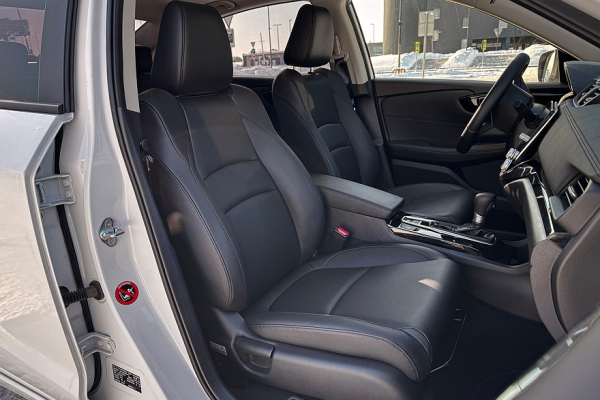 Весьма скромно, очень дорого, неожиданно хорошо: тест-драйв Honda Crider Весьма скромно, очень дорого, неожиданно хорошо: тест-драйв Honda Crider