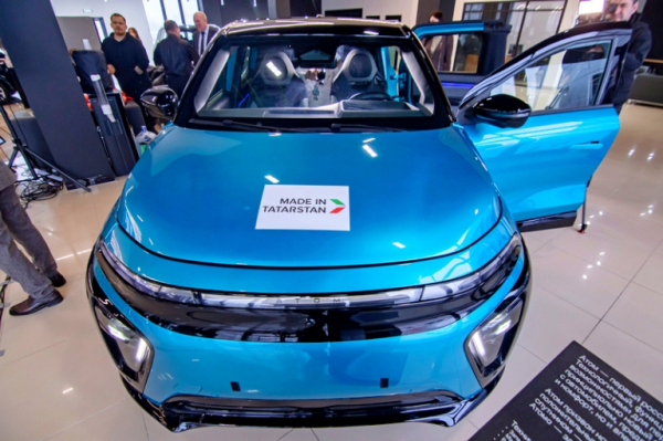 А как денежно и красиво начиналось: &laquo;Атомный проект&raquo; уверенно катит по пути &laquo;Ё-Мобиля&raquo;