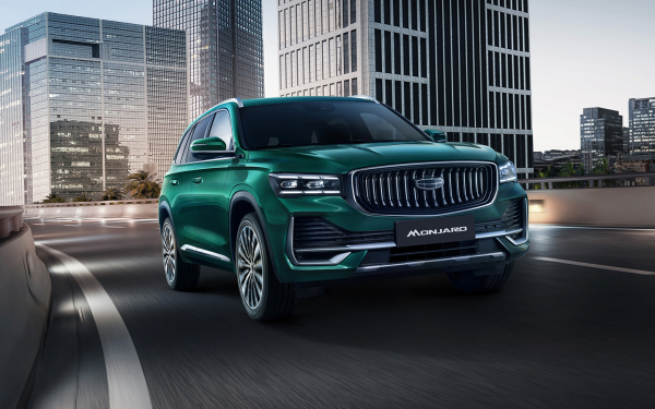 
            Что купить в России в январе. Мы нашли 11 любопытных автоновинок
        