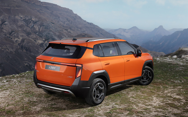 Evolute объявил цены на новый кроссовер i-Joy. Он дешевле Lada Vesta
Evolute объявил цены на новый кроссовер i-Joy. Он дешевле Lada Vesta