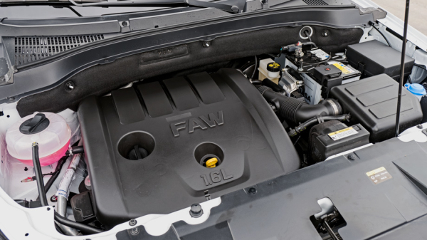 Находим старомодным кроссовер FAW Bestune X40 Находим старомодным кроссовер FAW Bestune X40