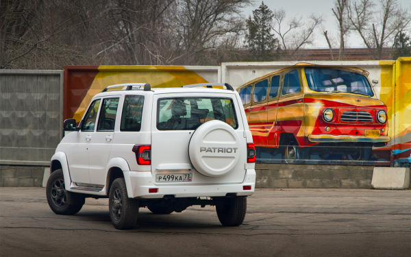 
            Мы узнали все о новом внедорожнике Sollers S9. Репортаж из цехов завода
        