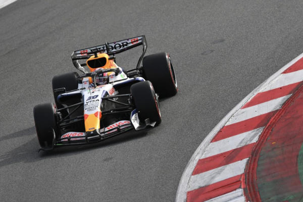 Онлайн-трансляция первого дня зимних тестов Формулы-1 в Барселоне 26 января 2025 года &mdash; текст, фото