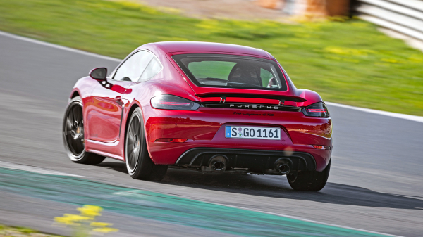 Возвращаем недостающие цилиндры Porsche 718 GTS 4.0 Возвращаем недостающие цилиндры Porsche 718 GTS 4.0