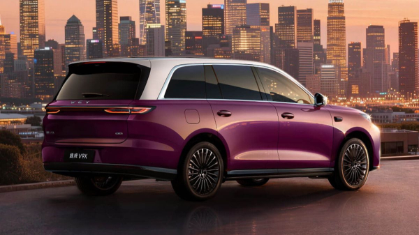 Wey V9X: первый полноразмерный кроссовер бренда