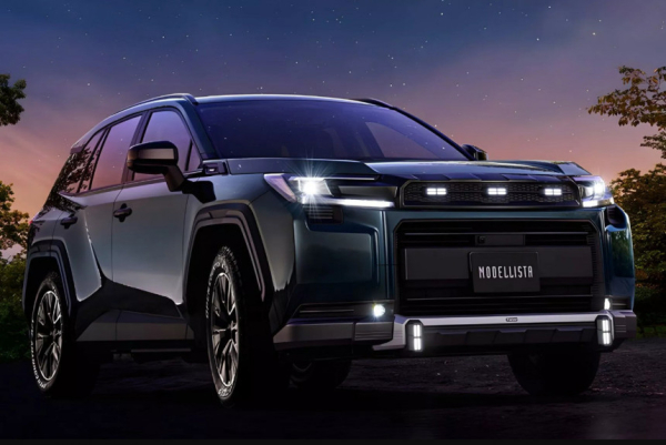 Новая Toyota RAV4 добралась до японского рынка с двумя тюнинг-наборами