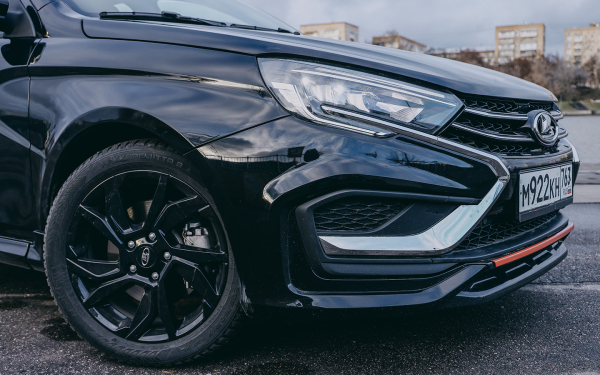 Поклонникам фитоняшек посвящается. Тест-драйв Lada Vesta Sportline
Поклонникам фитоняшек посвящается. Тест-драйв Lada Vesta Sportline