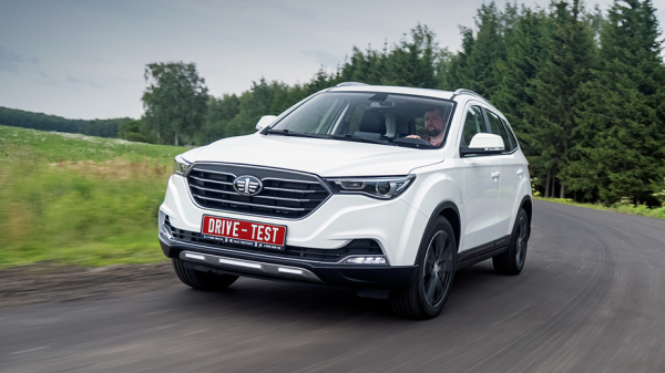 Находим старомодным кроссовер FAW Bestune X40 Находим старомодным кроссовер FAW Bestune X40