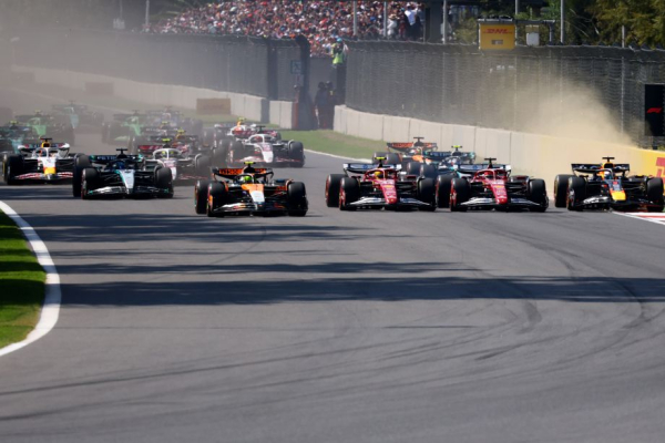 Сезон Формулы-1 2025 года: ключевые моменты борьбы Ландо Норриса, Макса Ферстаппена и Оскара Пиастри Сезон Формулы-1 2025 года: ключевые моменты борьбы Ландо Норриса, Макса Ферстаппена и Оскара Пиастри