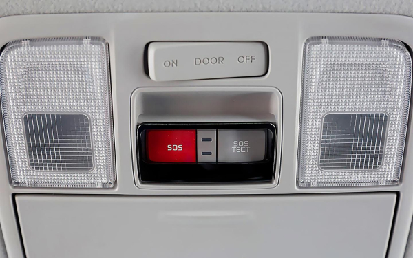 
            Возвращение кнопок SOS на машины. Как снятие моратория скажется на ценах
        