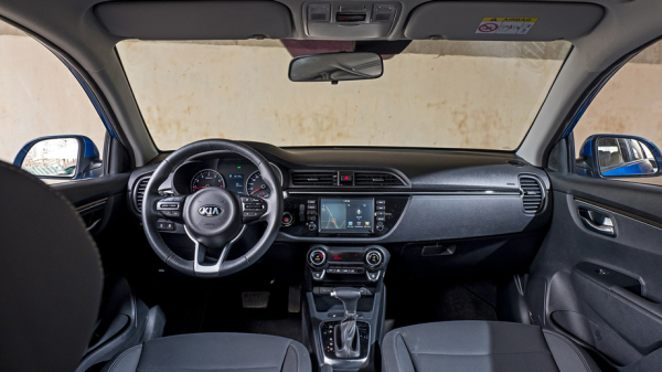 Сверяем клиренс обновлённого хэтчбека Kia Rio X-Line со&nbsp;старым