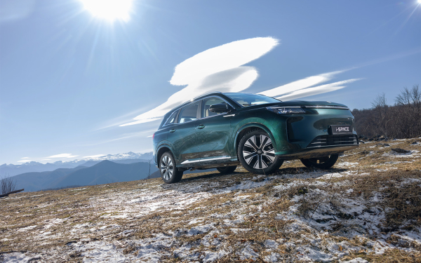 
            На полную катушку. Первый тест Evolute i-Space со всеми ведущими
        