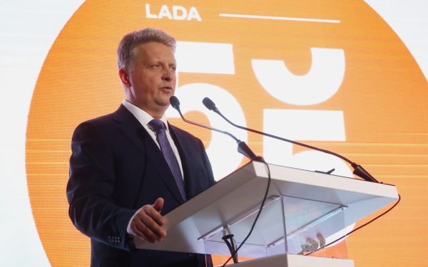 
            Сборка BMW в России, провал Porsche и автопилот Lada. Итоги недели
        