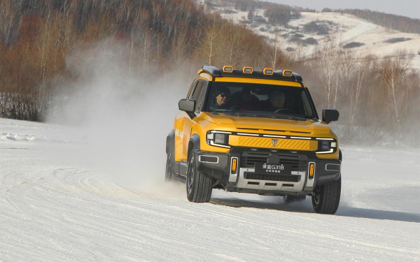 
            Блиц-тест хардкорного кроссовера Deepal G318. Его локализуют в России
        