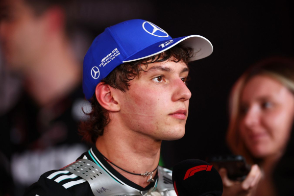 Кто стал худшим гонщиком Формулы-1 на Гран-при Катара — 2025: Алонсо, Хюлькенберг, Антонелли или кто-то другой Кто стал худшим гонщиком Формулы-1 на Гран-при Катара — 2025: Алонсо, Хюлькенберг, Антонелли или кто-то другой