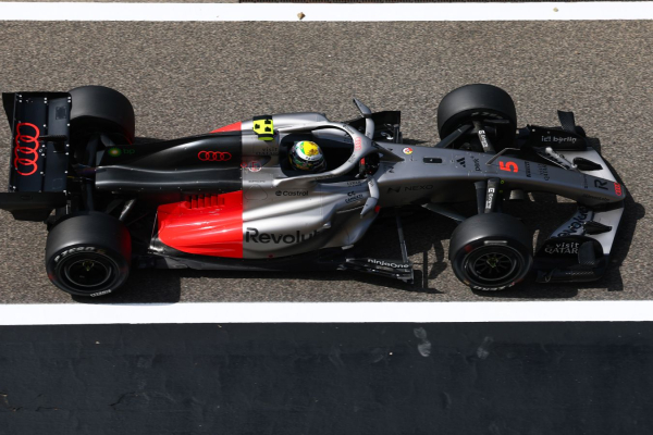 Чья машина для сезона-2026 Формулы-1 красивее всех — выбираем лучшую ливрею года, голосование, ранкер Чья машина для сезона-2026 Формулы-1 красивее всех — выбираем лучшую ливрею года, голосование, ранкер