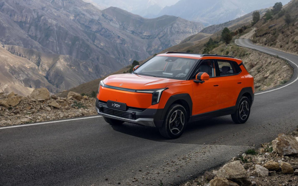 Evolute объявил цены на новый кроссовер i-Joy. Он дешевле Lada Vesta
Evolute объявил цены на новый кроссовер i-Joy. Он дешевле Lada Vesta