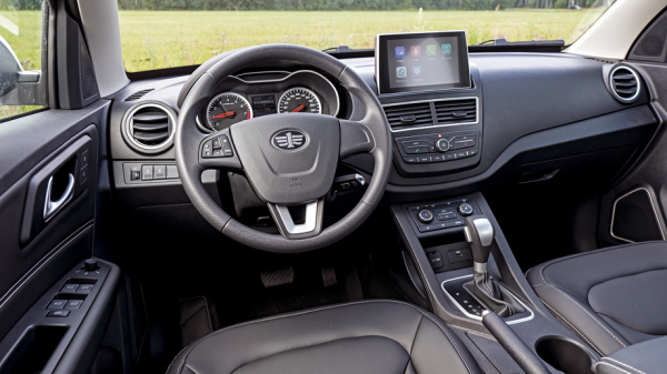 Находим старомодным кроссовер FAW Bestune X40 Находим старомодным кроссовер FAW Bestune X40