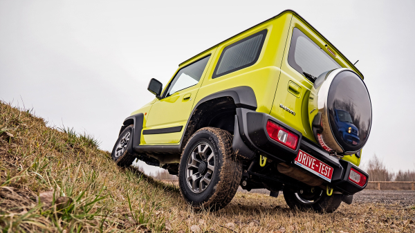Реализуем превосходство Suzuki Jimny над предшественником Реализуем превосходство Suzuki Jimny над предшественником