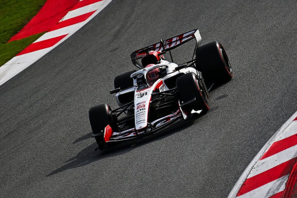 Онлайн-трансляция первого дня зимних тестов Формулы-1 в Барселоне 26 января 2025 года &mdash; текст, фото