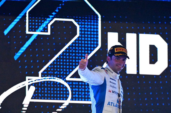 Лучшие пилоты Формулы-1 2022-2025 годов: Ферстаппен, Леклер, Норрис, Расселл, Алонсо, Пиастри, Льюис