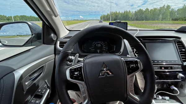 Примеряем статус флагмана на обновлённый Mitsubishi Pajero Sport Примеряем статус флагмана на обновлённый Mitsubishi Pajero Sport