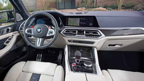 С удовольствием вибрируем в кроссоверах BMW X5 M и X6 M С удовольствием вибрируем в кроссоверах BMW X5 M и X6 M