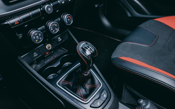 Поклонникам фитоняшек посвящается. Тест-драйв Lada Vesta Sportline
Поклонникам фитоняшек посвящается. Тест-драйв Lada Vesta Sportline